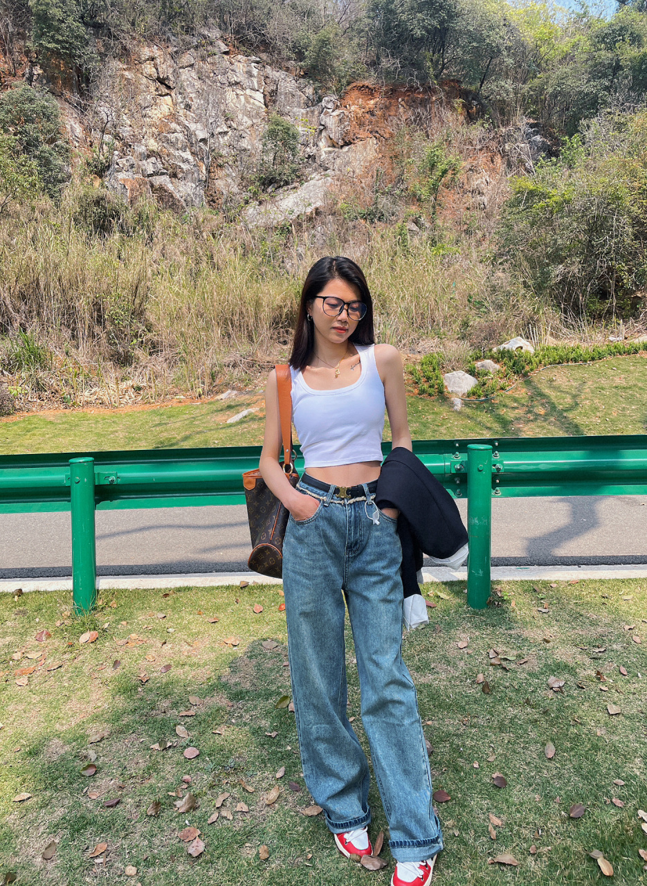 身高160体重90斤的女生 会不会太瘦了?