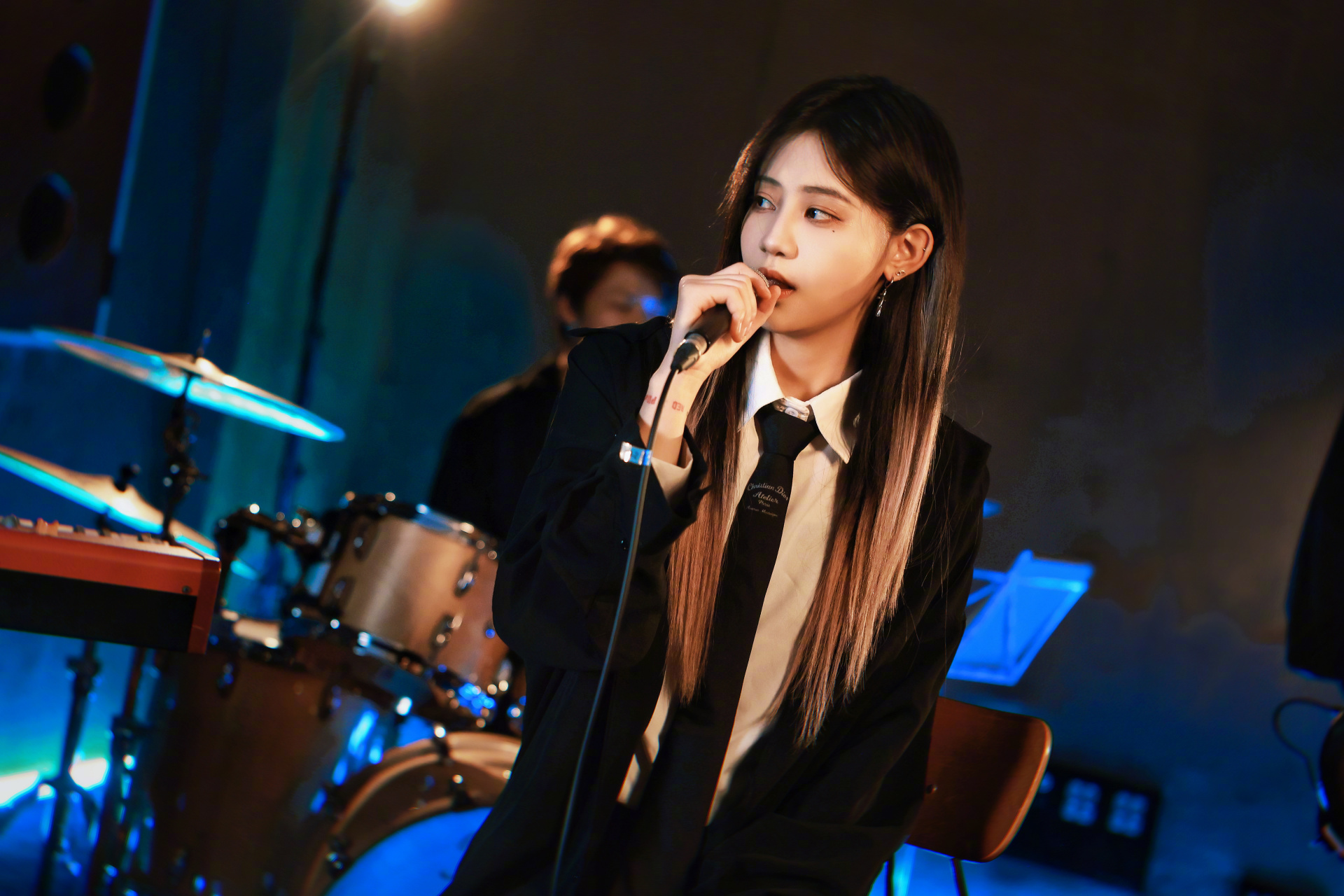 袁一琦02《季节序曲》花絮图送达7715 无论何时,爱意会穿越时空