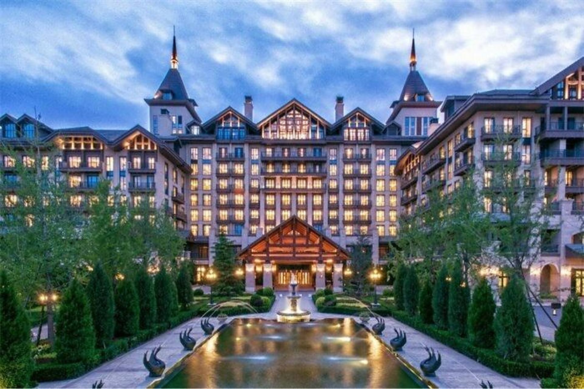 599住青龙湖畔星级酒店,五一期间不加价 【东方安颐国际酒店】丰台王