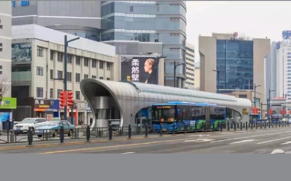 连云港人乘brt 去在海一方