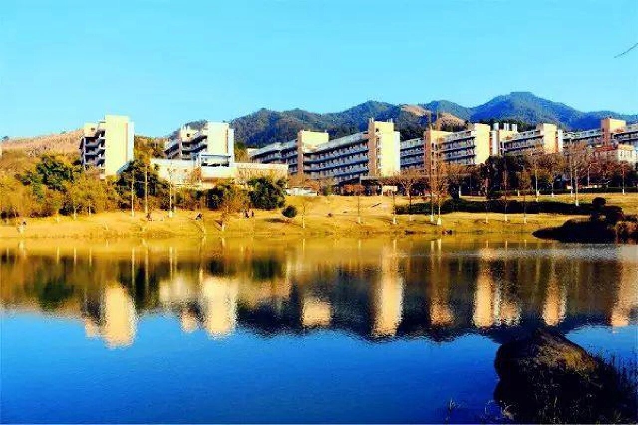 龙岩学院师范大学图片