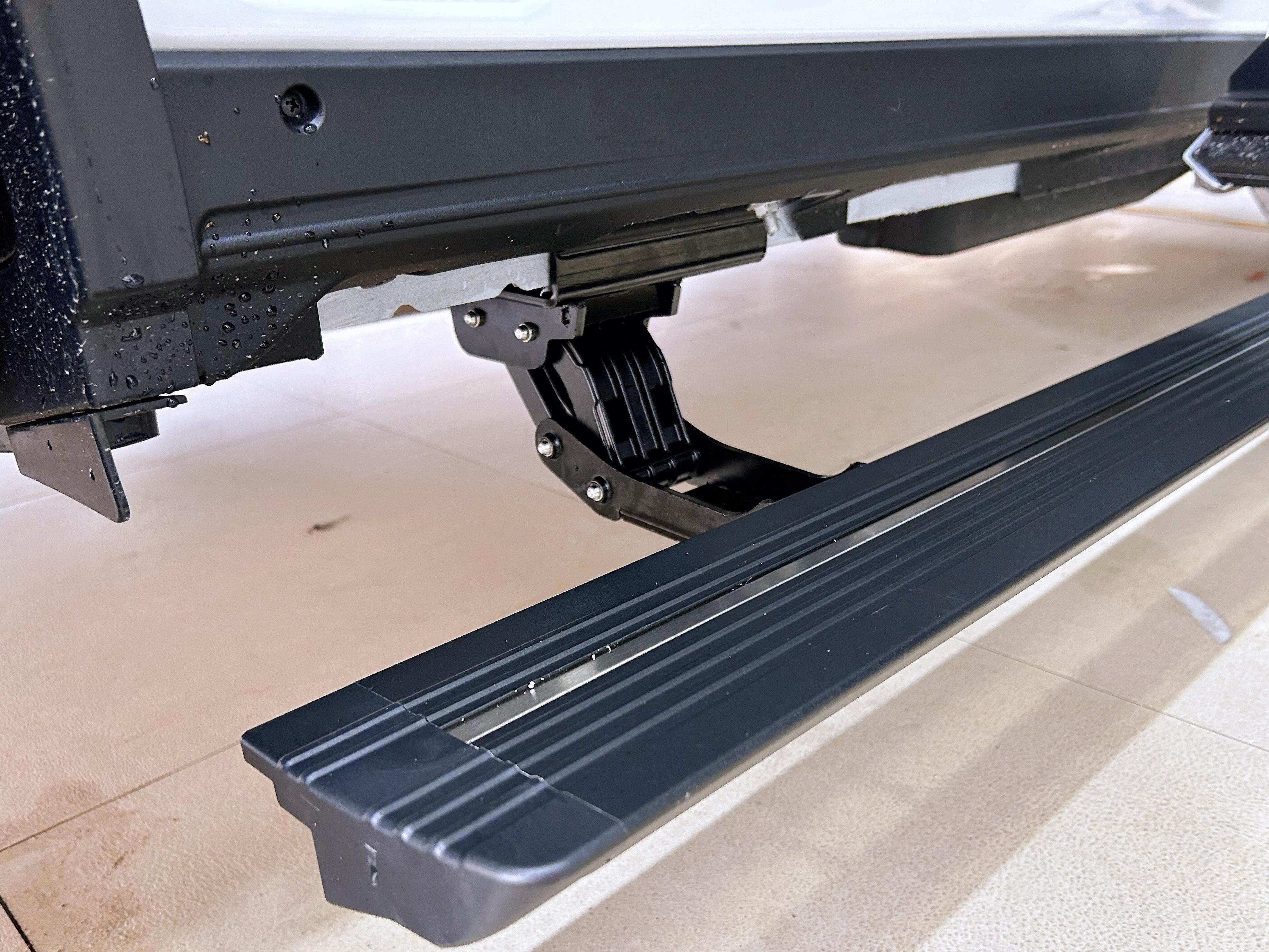 汉兰达电动踏板安装!