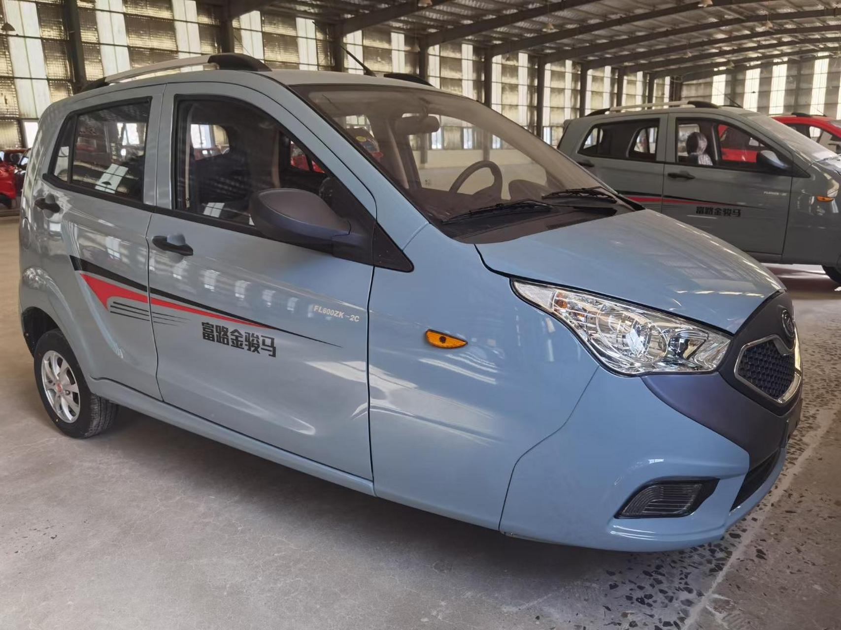 高端享受 一步到位 步步到位 富路赤兔马大排量燃油三轮摩托车.