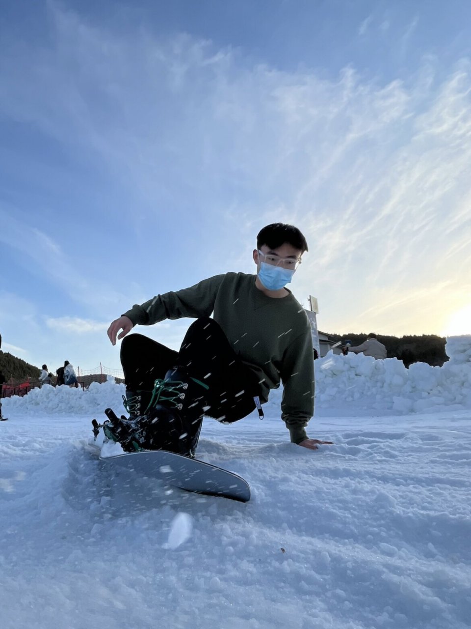 滑雪照 | 这几个姿势拍照帅到炸 济南约拍 | 带朋友来滑雪场展示才艺
