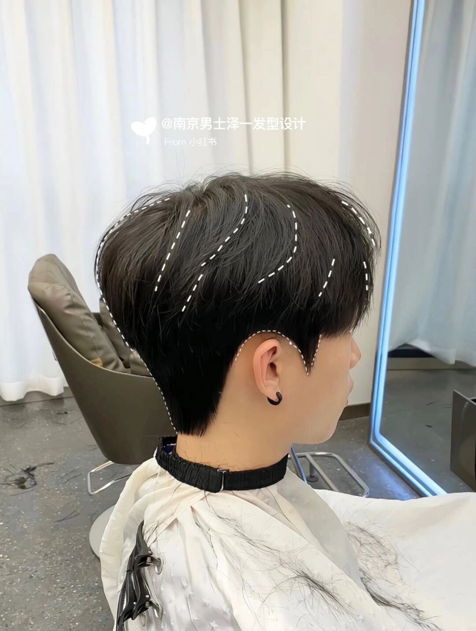 南京男士发型设计找泽一(需要提前私7815预约) 有人问这种发型靠