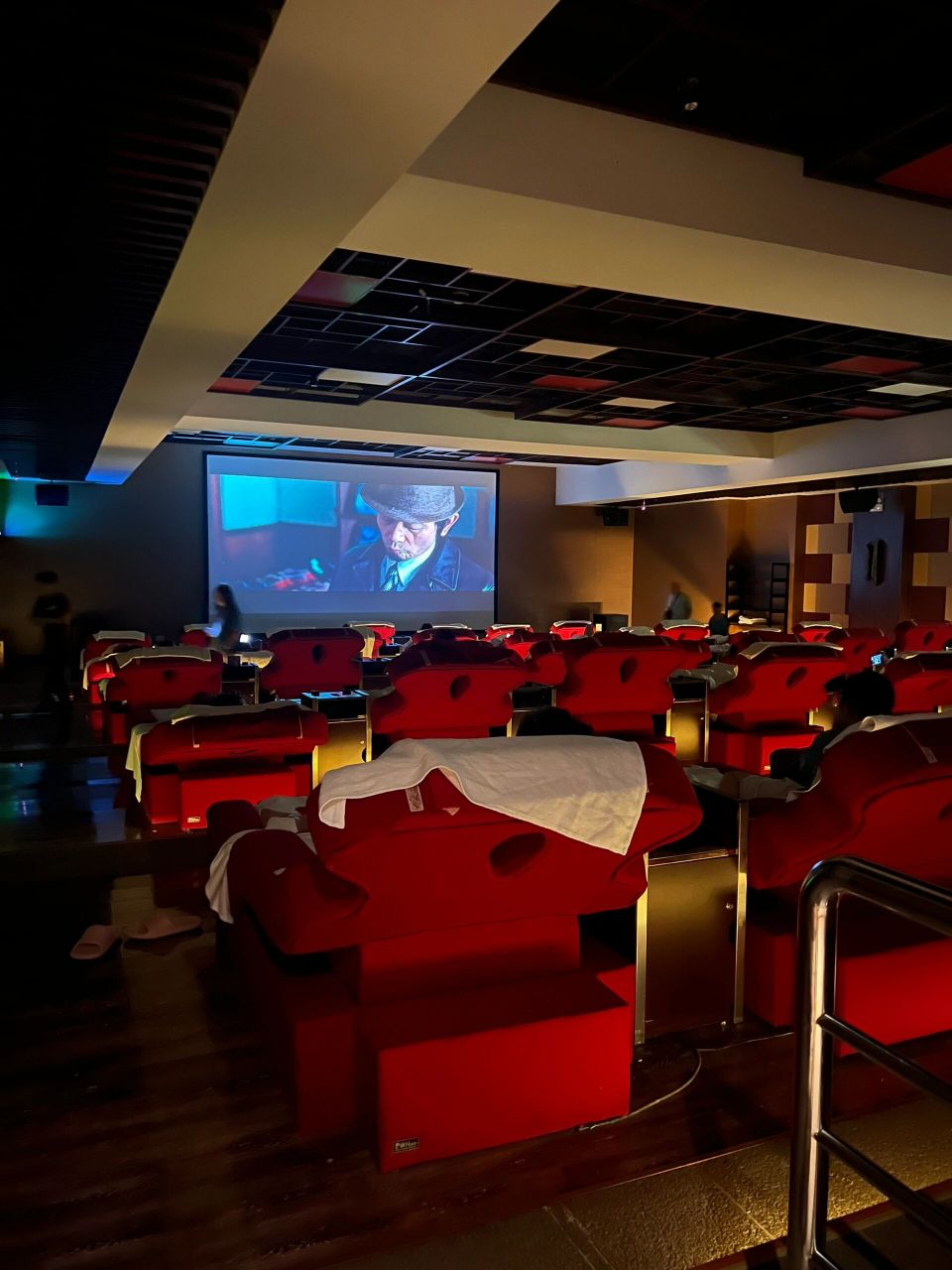 西安北郊清水湾洗浴中心一日游 前段时间去了花溪谷对比了下清水湾