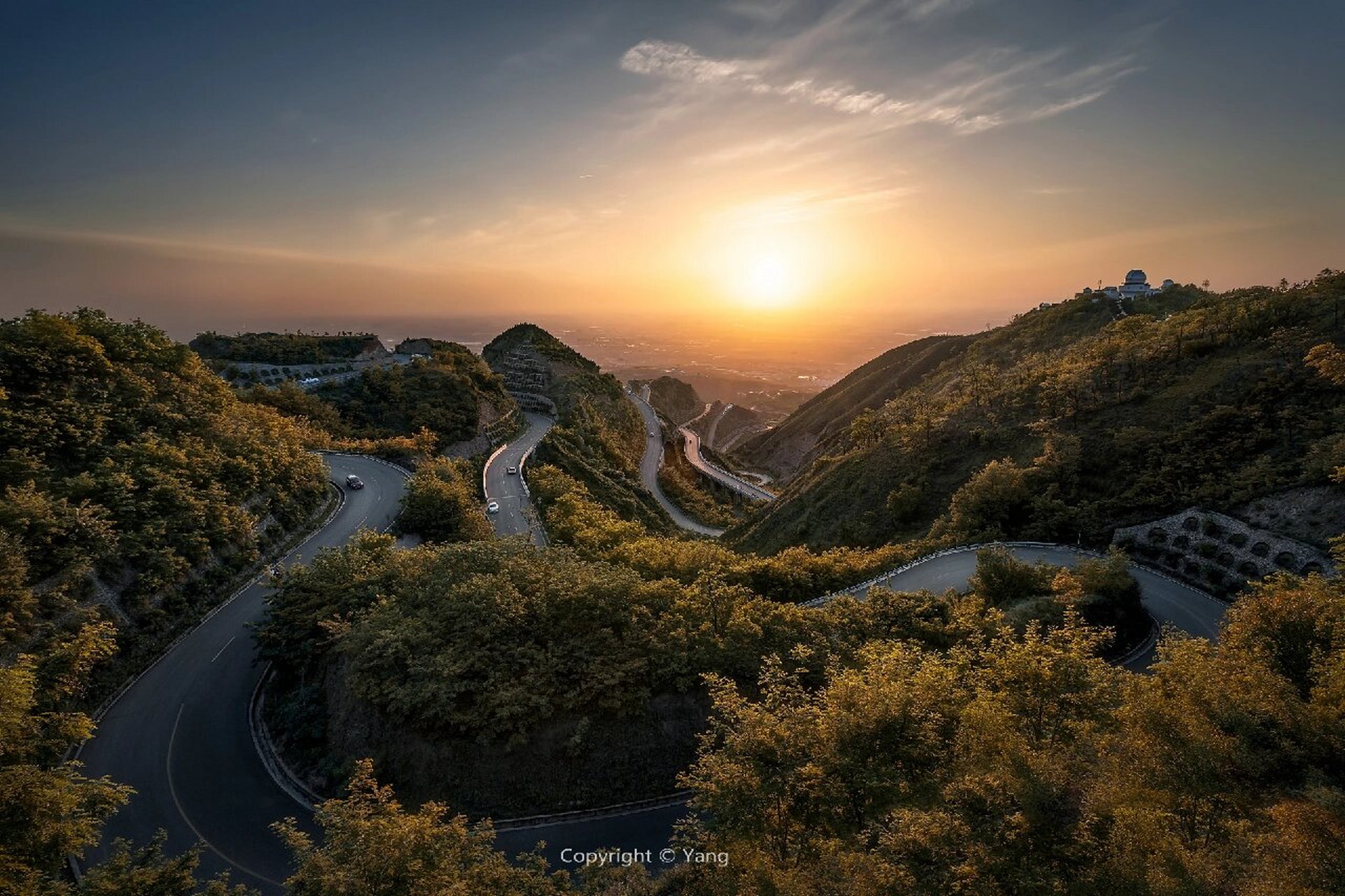 西安最美盘山公路 西安临潼区盘山公路,号称西安秋名山.