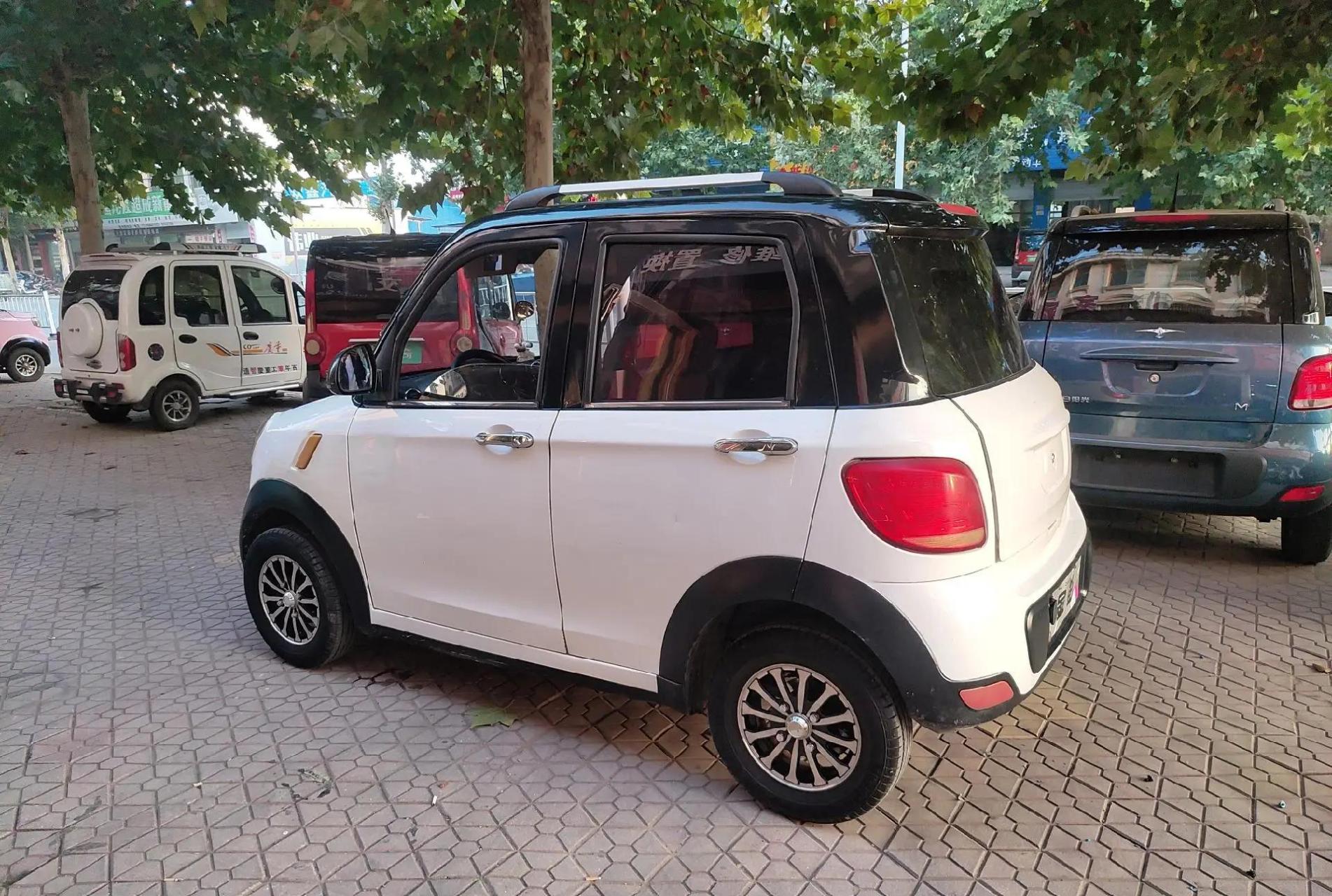 20款今日阳光m1最高时速80新换150安锂电4千瓦电机 全款2400