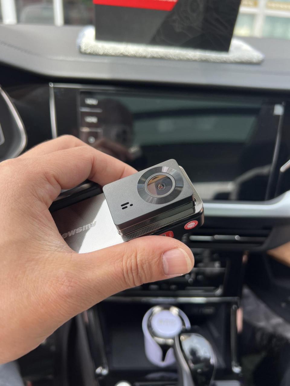 曼超高清行车记录仪,纽曼车品 大品牌·高品质