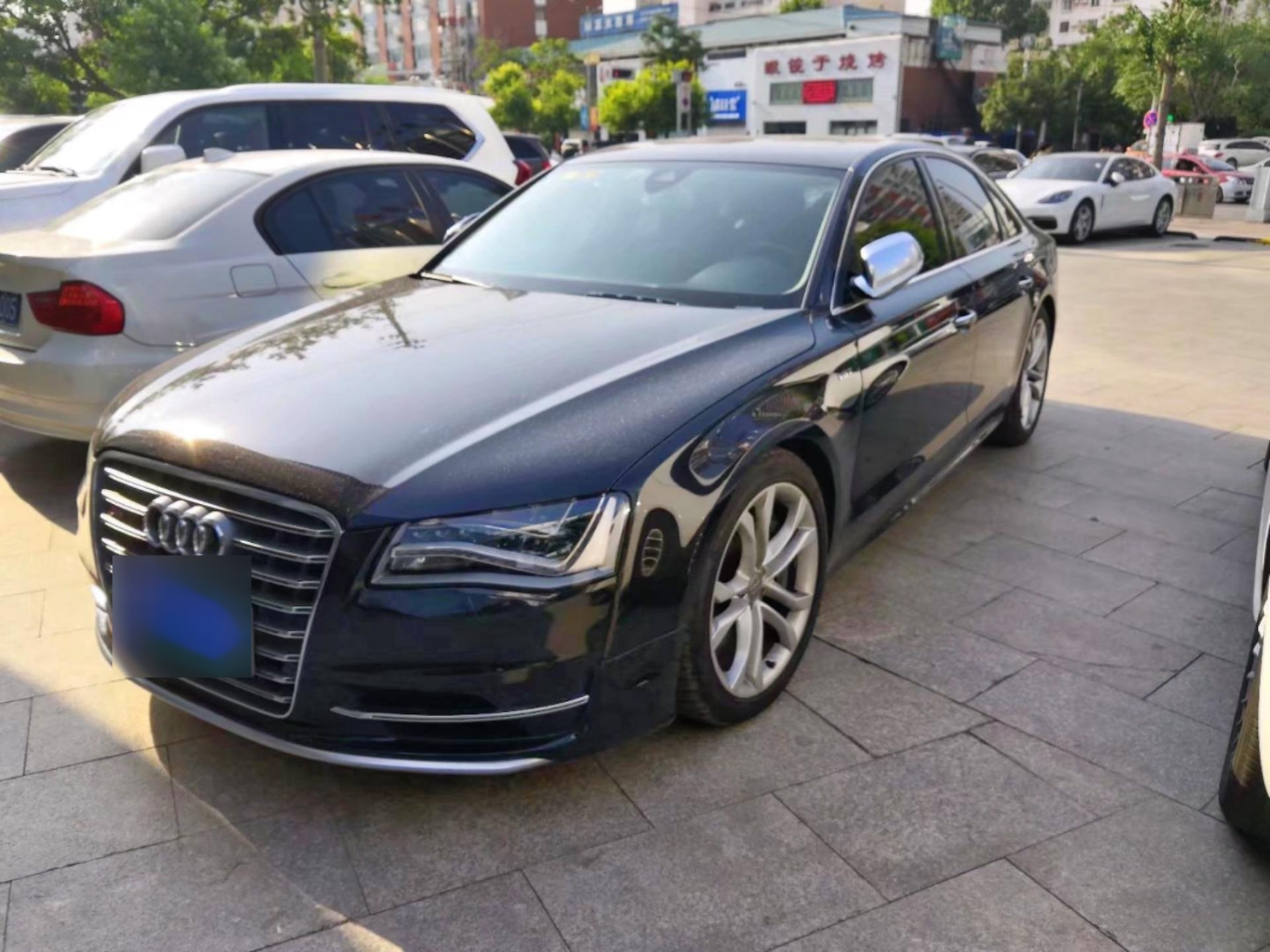 相信看过电影《非常人贩》系列的朋友们,都会对其中的飙车镜头印象