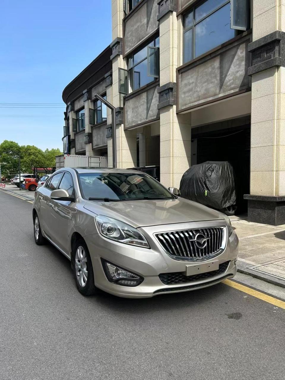 2015年上牌的海马m5手动挡1.