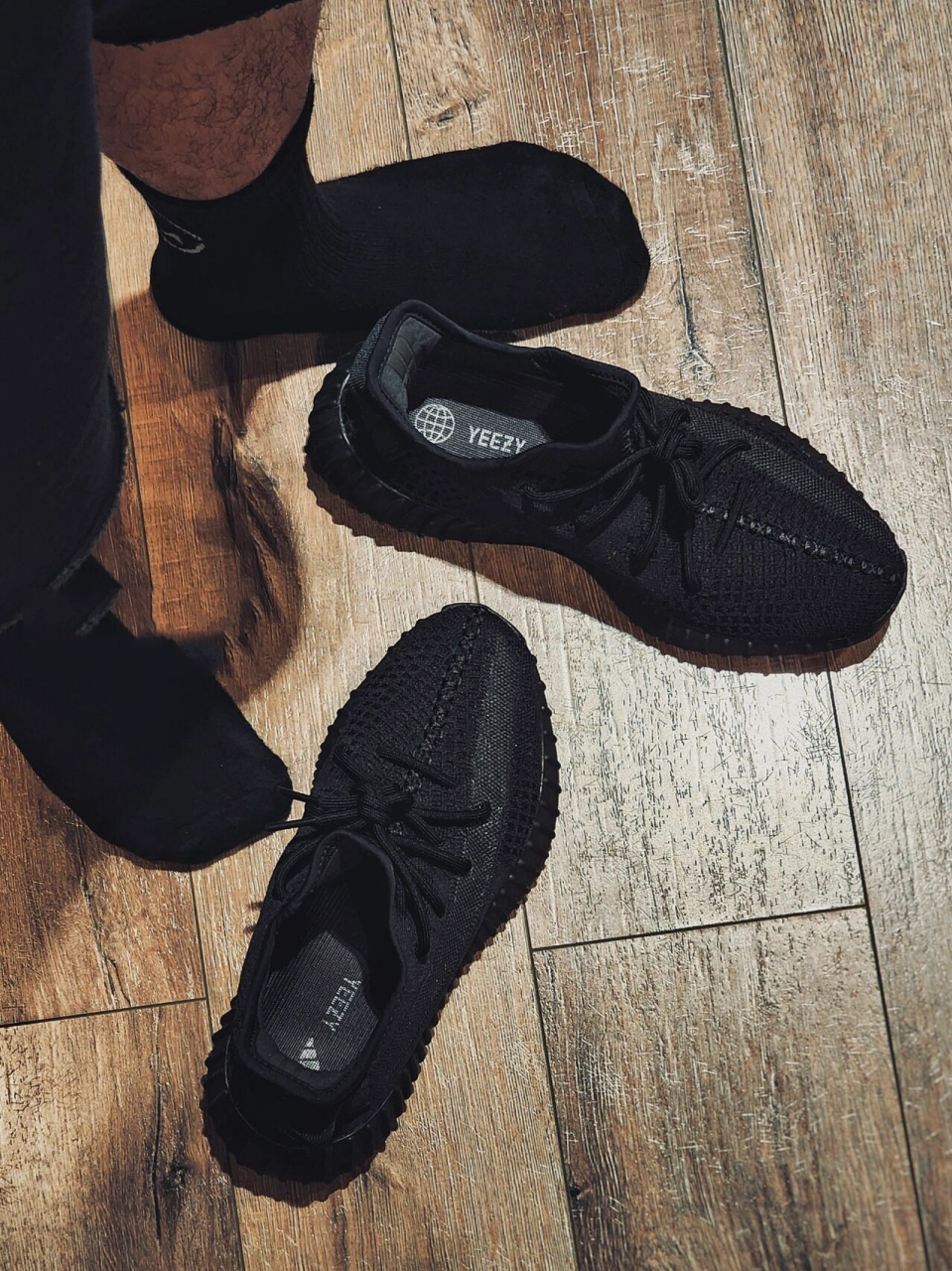 yeezy350黑玛瑙74黑武士平替 01yeezy350 黑玛瑙 onyx 我已经入手
