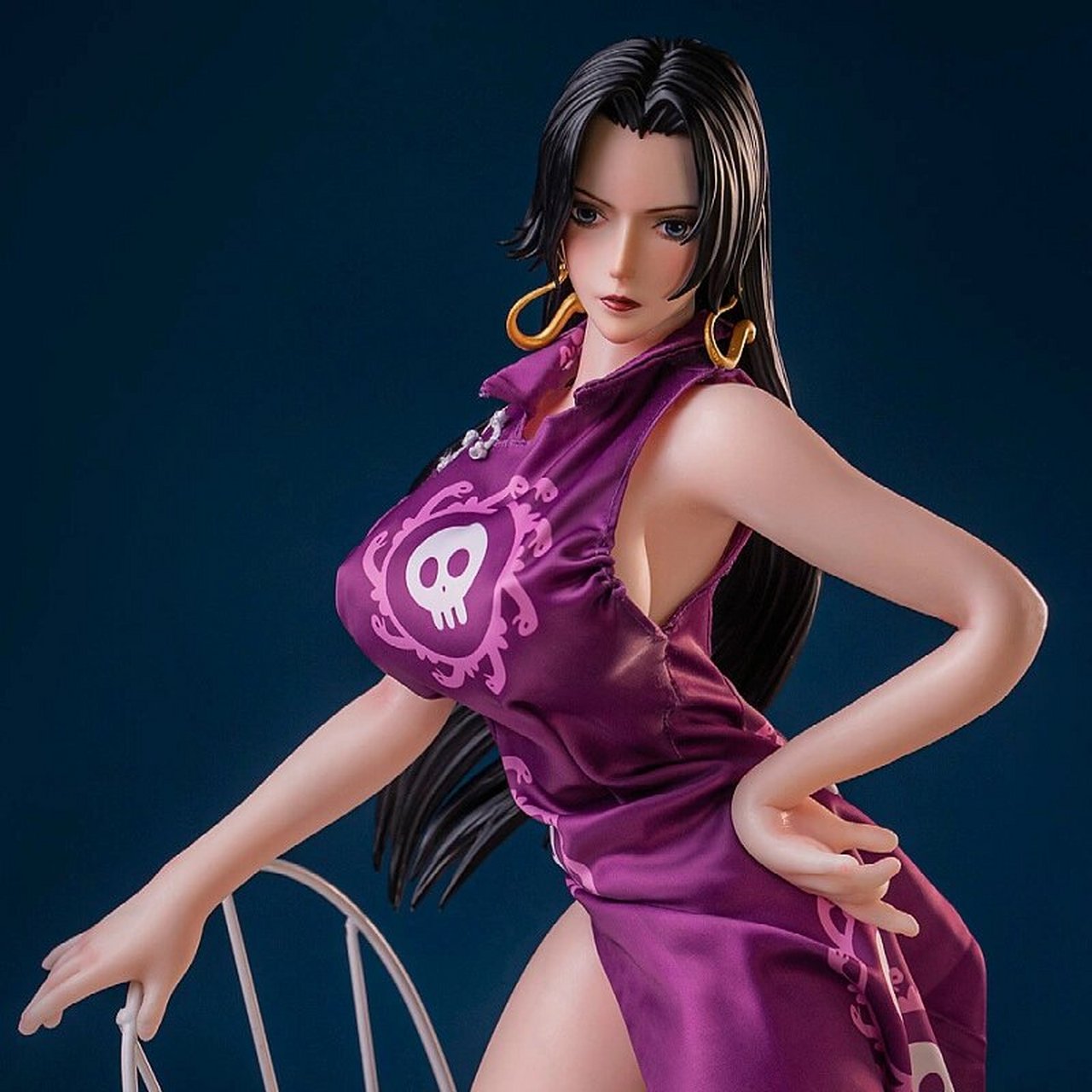 哪个男生能拒绝得了海贼王女帝汉库克手办 海贼王女帝汉库克手办可用