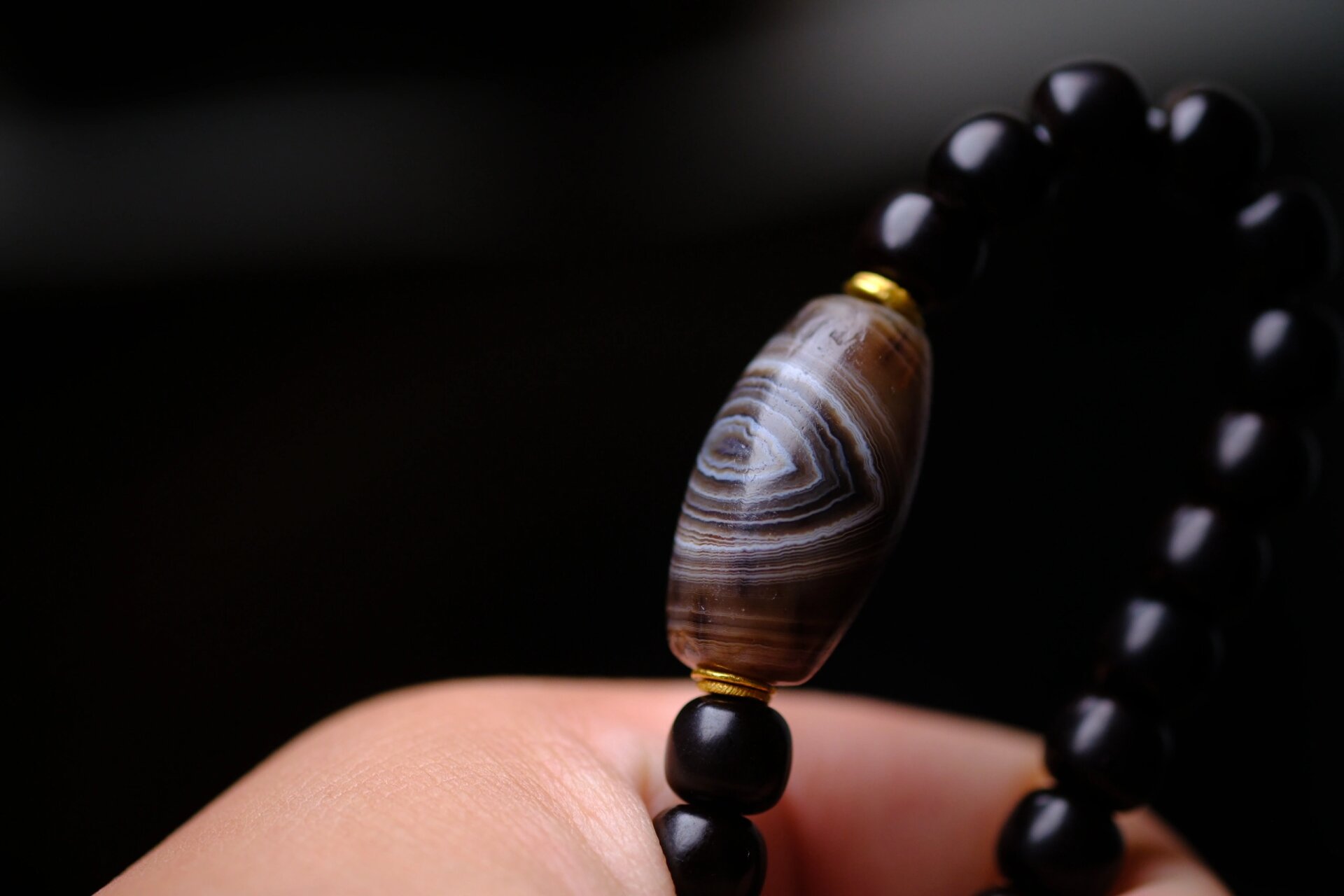 7415 藏地 千年 老缠丝玛瑙 藏系 .