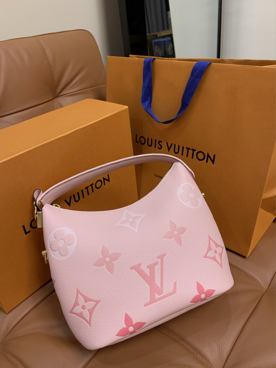 lv夏日限定99腮红粉:marshmallow便当包 2021夏日限定新款