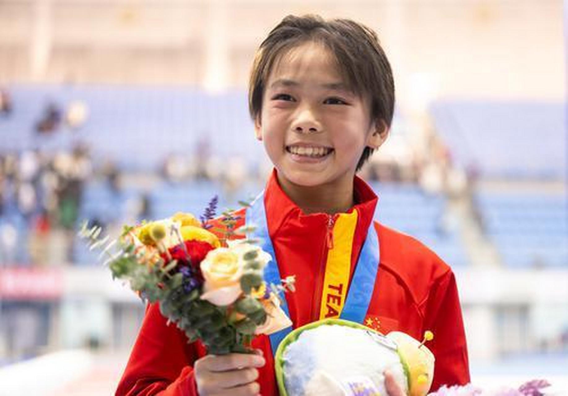 【#广东跳水队再现明日之星#:#蒋林静两周前学307c比赛拿下铜牌#】