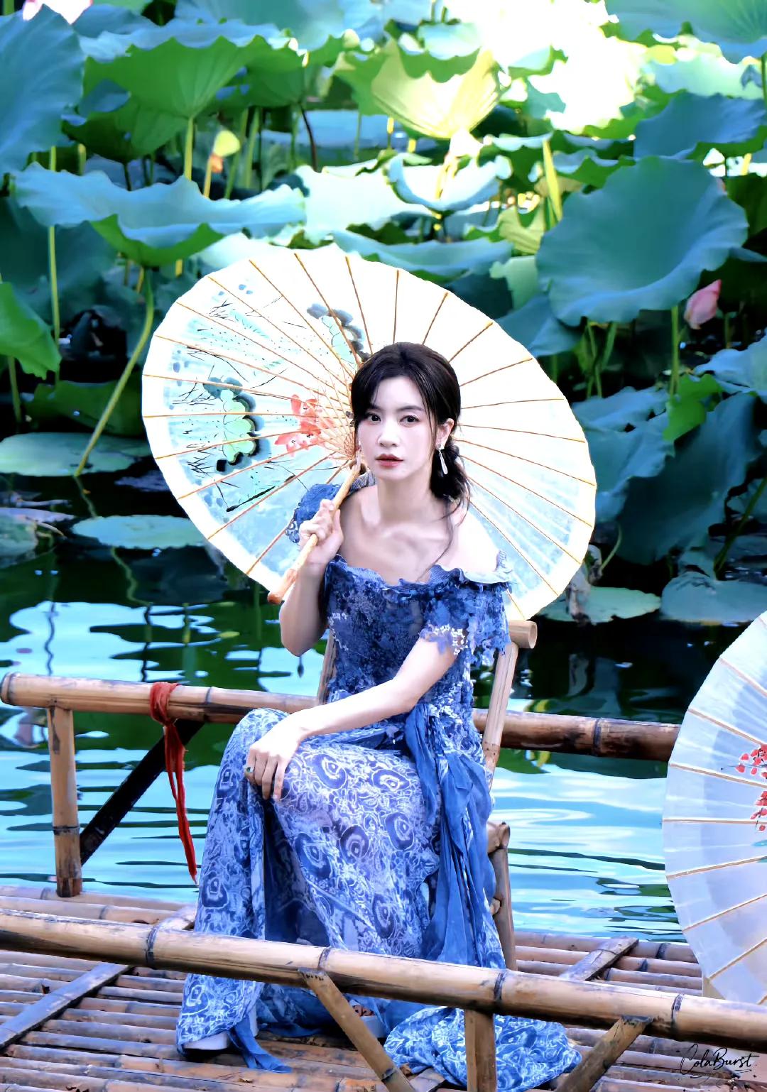 李晟 女人不能这么坐吗