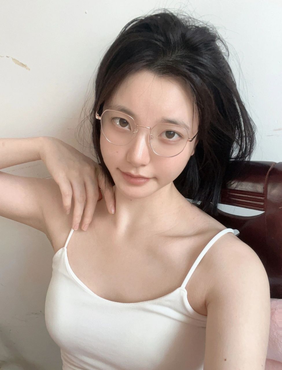 素颜 眼镜 自拍 美女