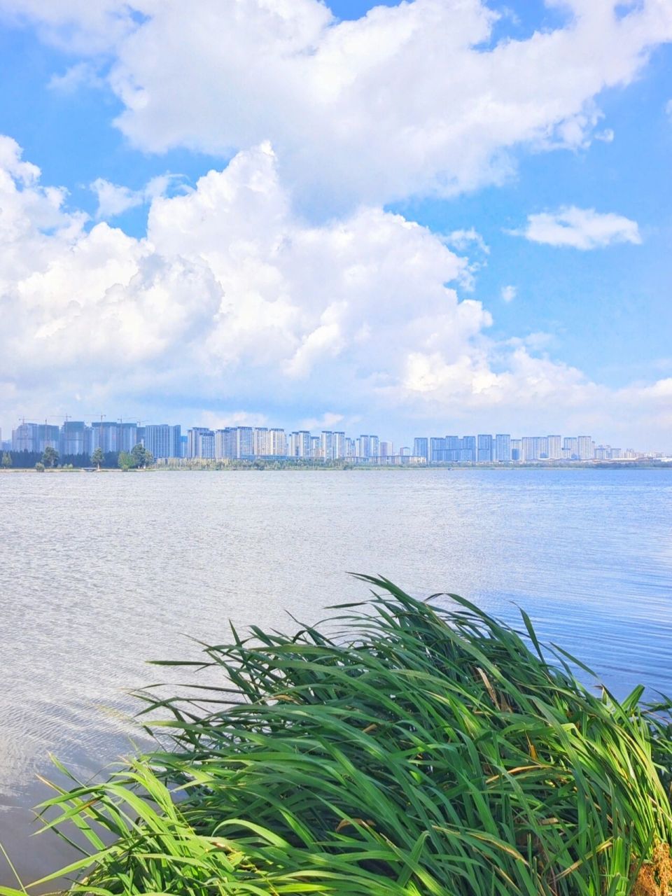 昆明天空之镜位置|美图|忠告|内有路线图 本周突然火97了的昆明96