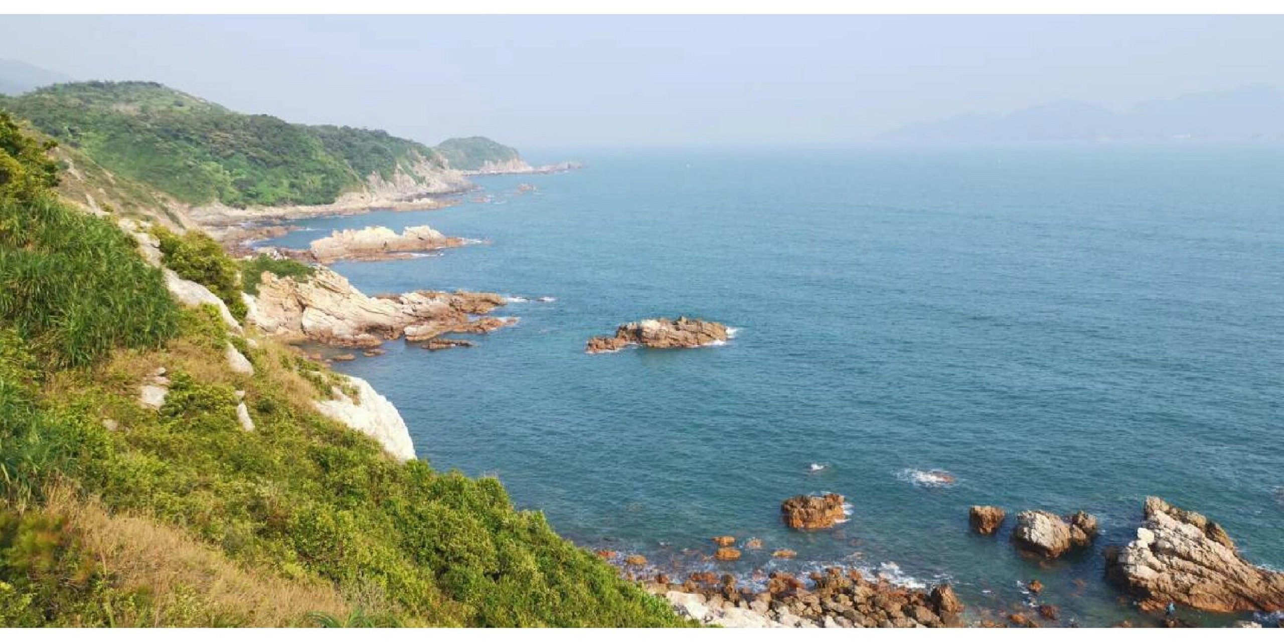 原生态的东涌海滩,徒步和冲浪爱好者的天堂 东涌, 位于广东深圳市龙岗