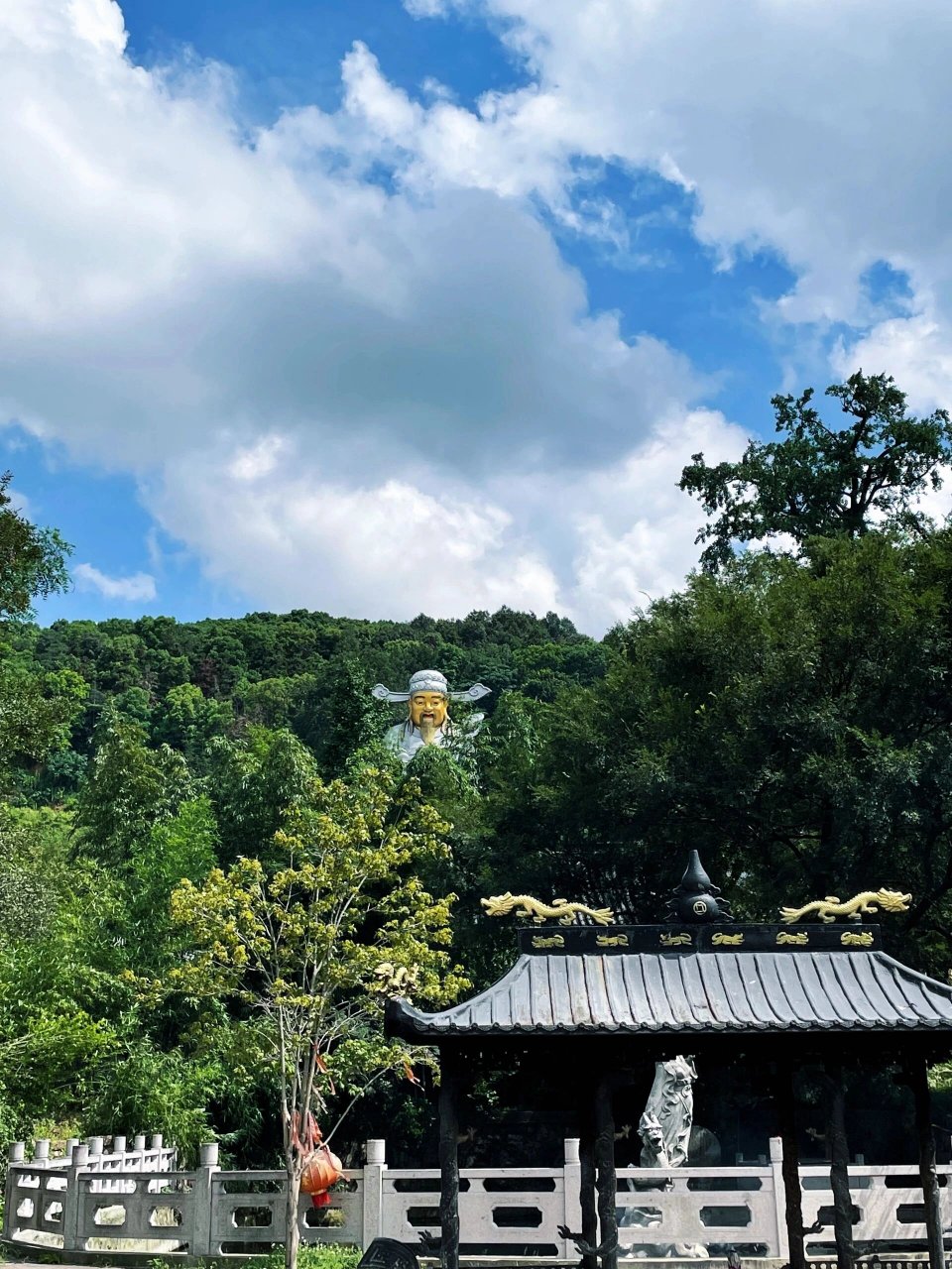 常州|白龙观 有天下第一财之称的常州白龙观,第一眼就看到巨大的财神