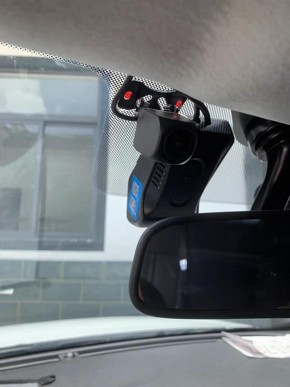 途胜l专用一体式原车行车记录仪.