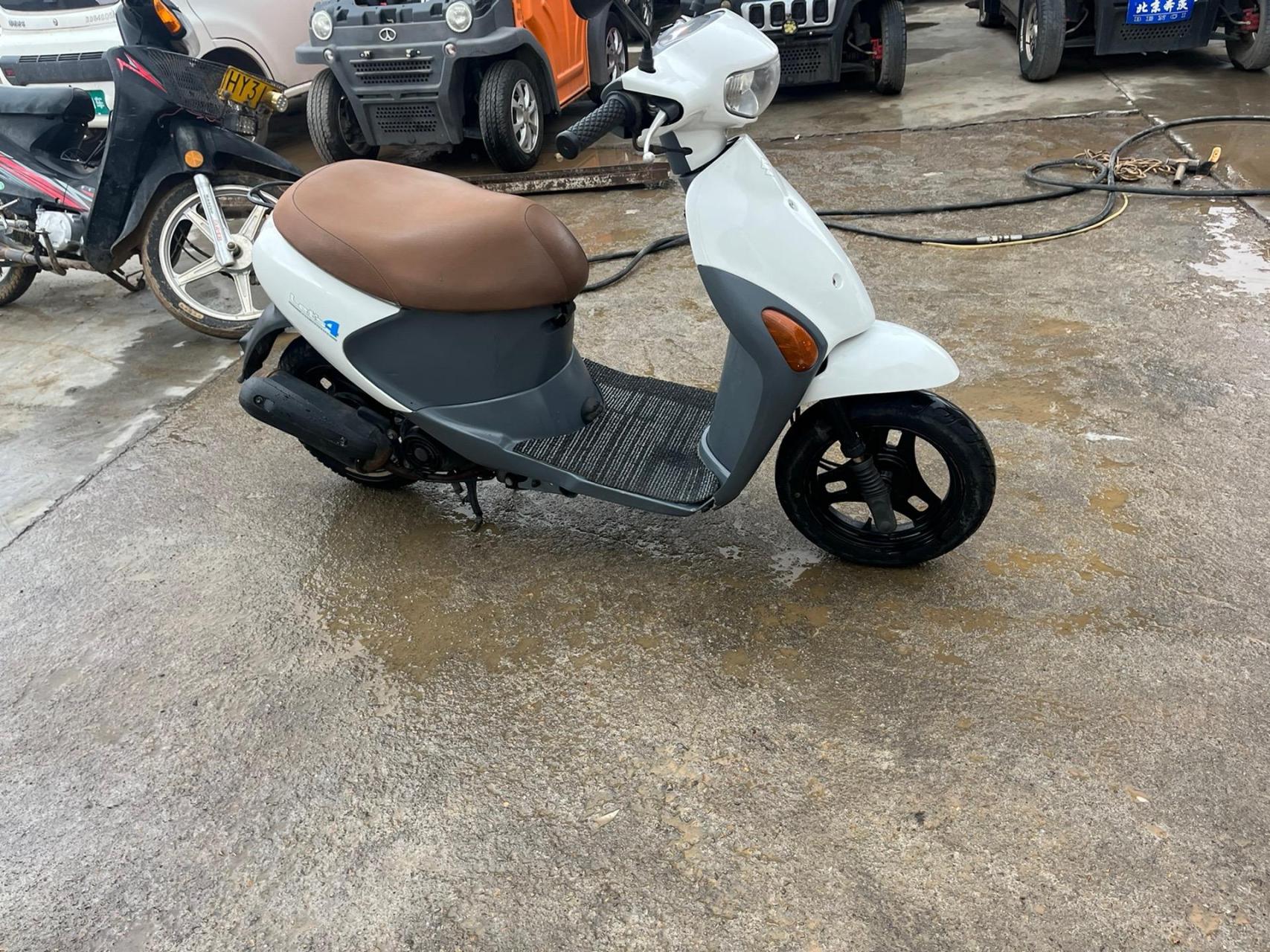 铃木怪4电喷50cc发动机