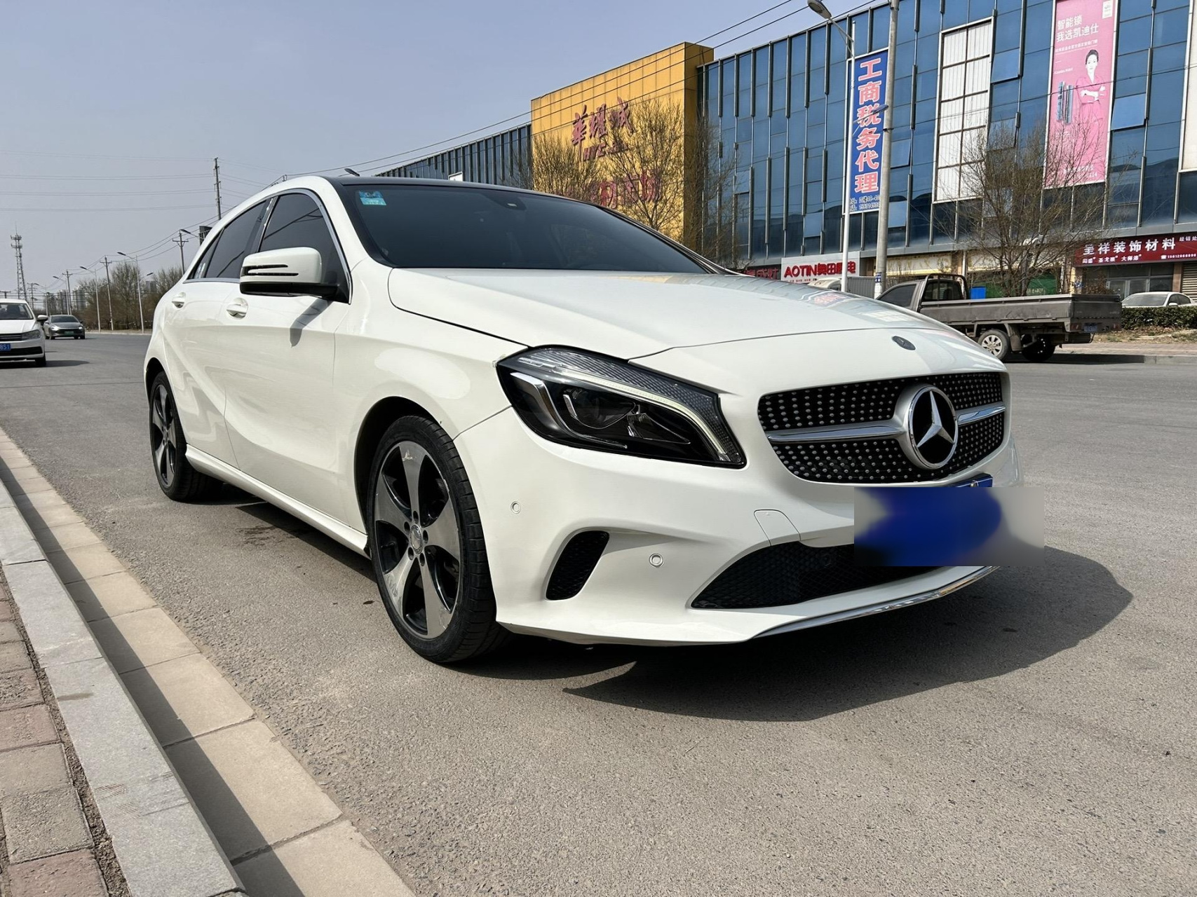 奔驰性能小钢炮,6秒破百.便宜出一台16年奔驰a级(进口)1.