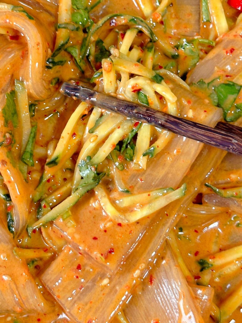 这个麻将宽粉真的好吃哭了75157515 准备食材:宽粉,黄瓜06