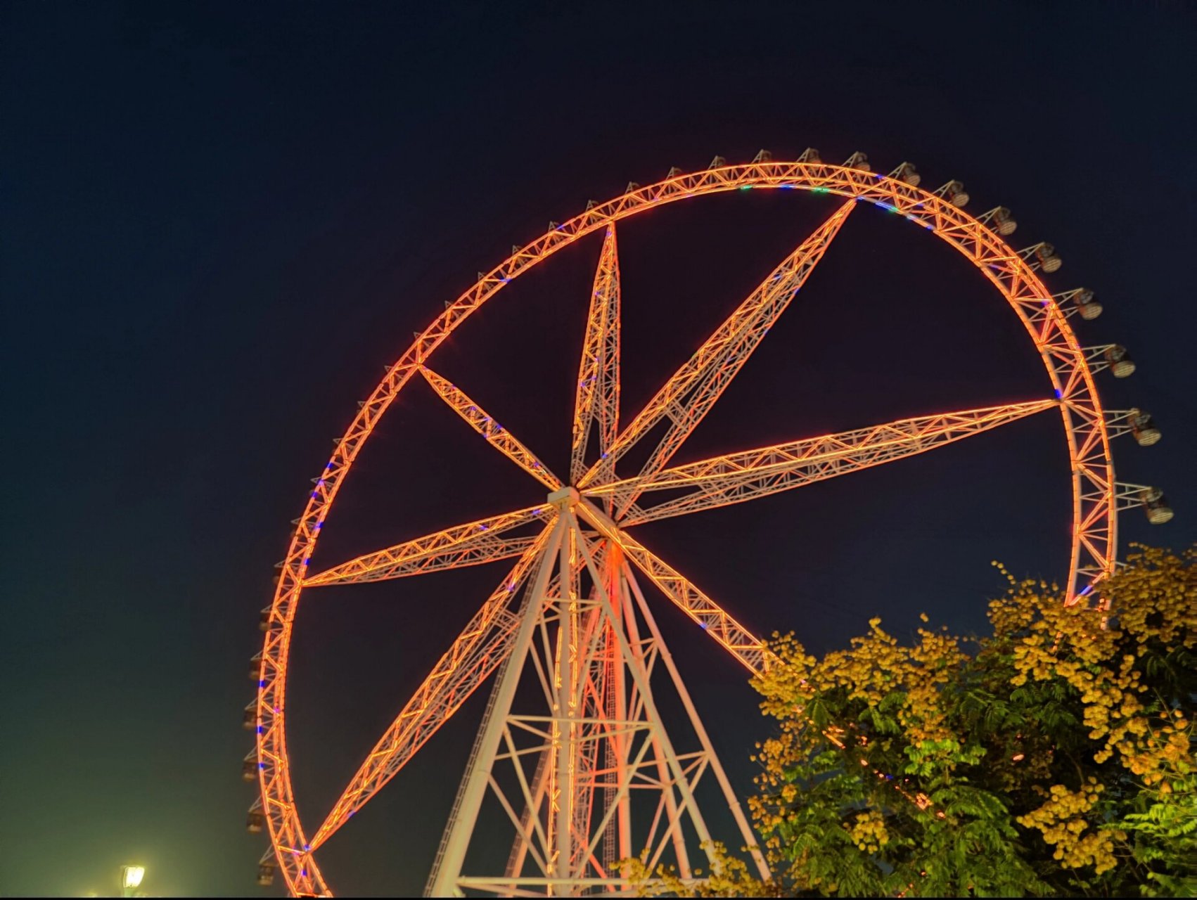 重庆之眼 欢乐谷摩天轮昼夜变化