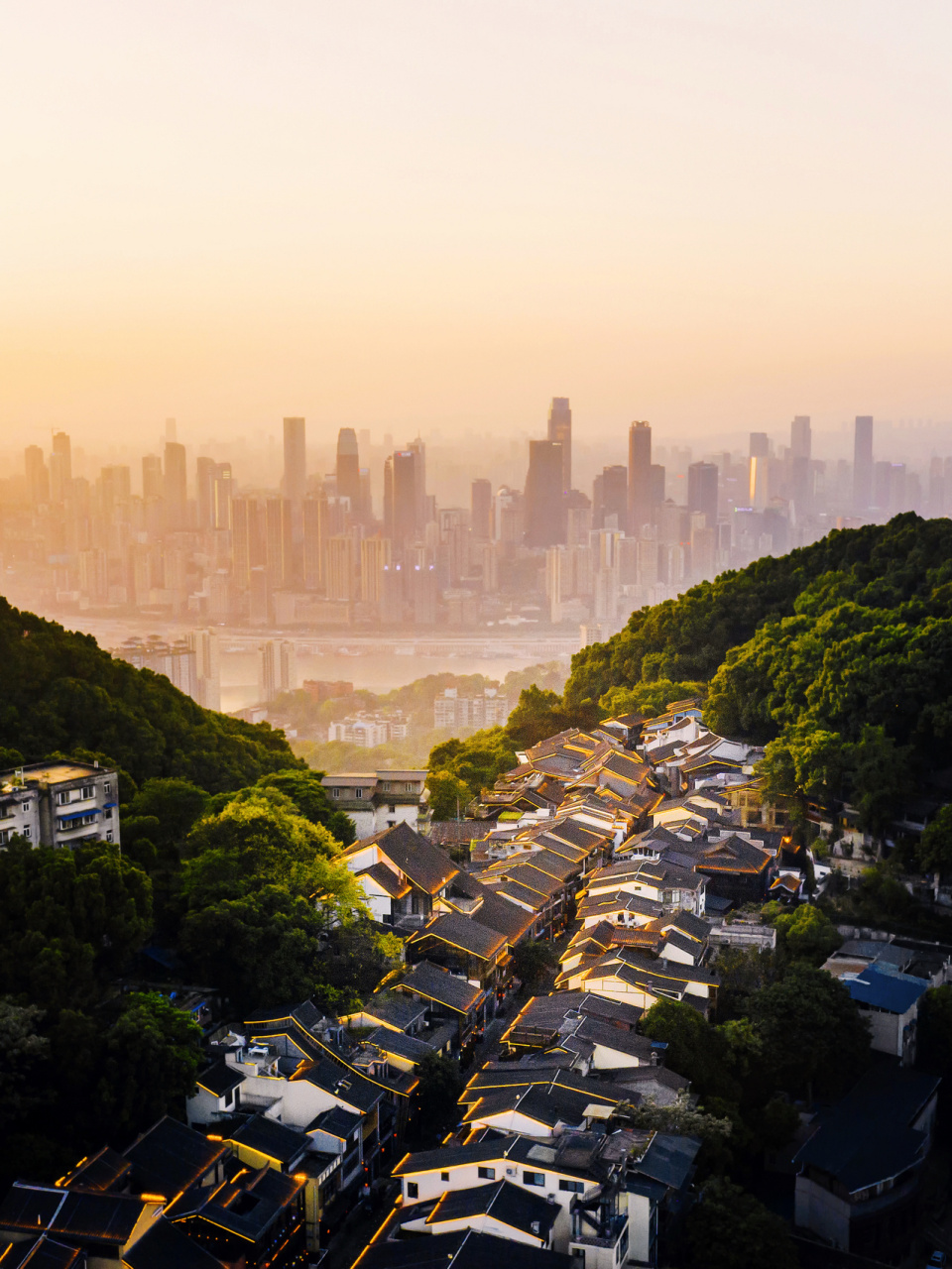 重庆黄桷垭老街 | 山上的街市 山上有街 远处是城 这里是黄桷垭老街