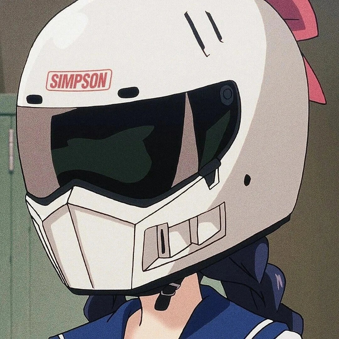 头盔少女头像