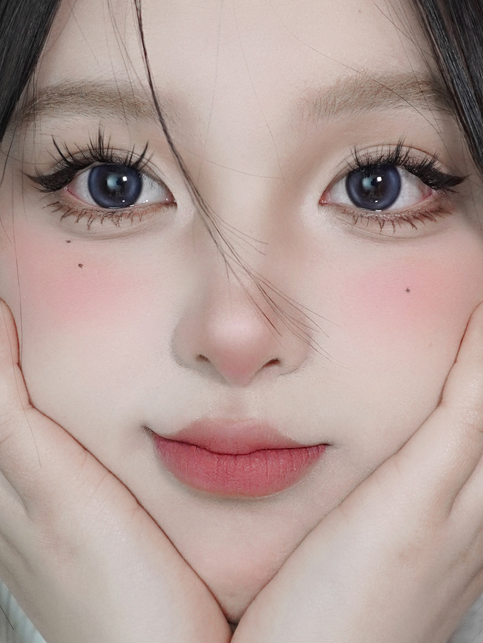 五官圆钝的姐妹画这个妆真的能提升面部精致度,大眼翘鼻粉粉嫩嫩尊滴