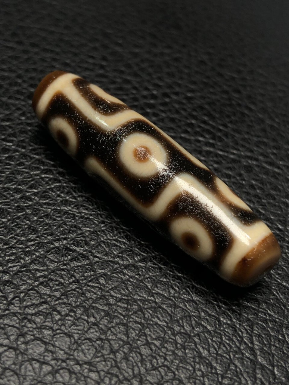 上肯61超顶 九眼天珠 九眼天珠