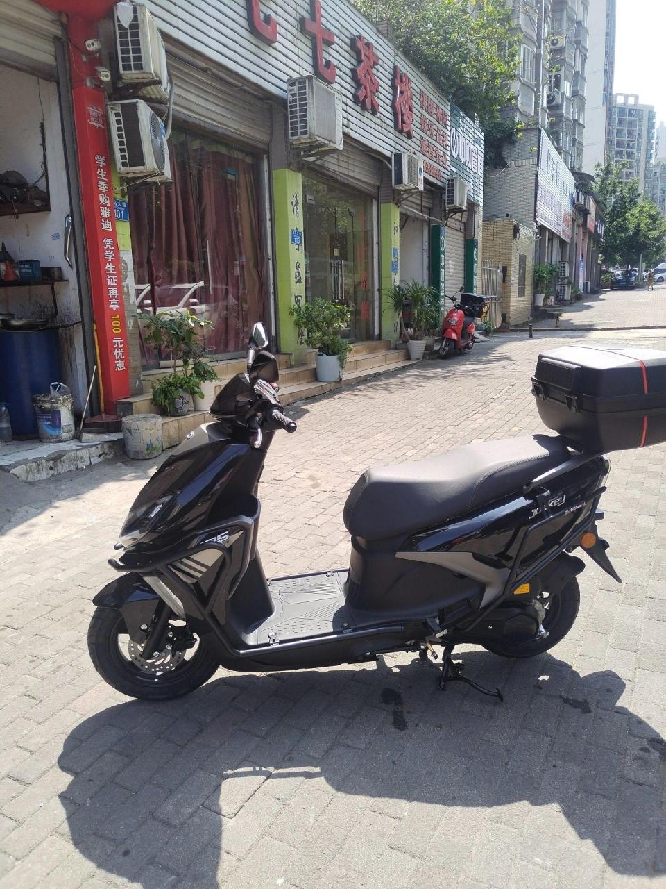 全新光阳jk125踏板车全国统一价8980元,35元跑200多点公里