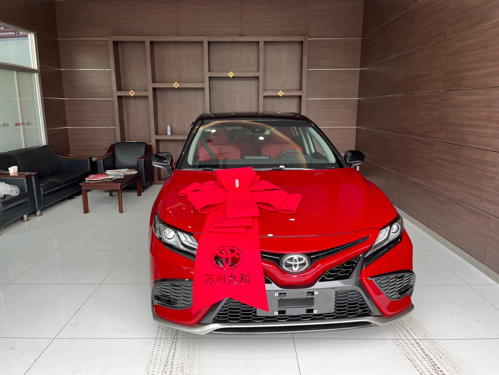 凯美瑞|红内饰黑顶yyds! 四五月份全款买的车车0721款2.