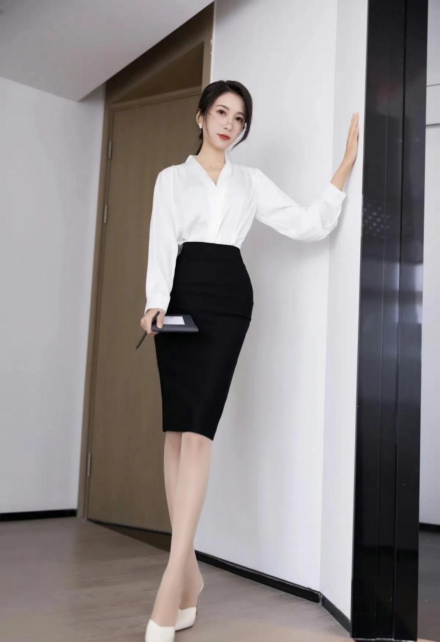 温柔如玉的小姐姐,职业装穿搭