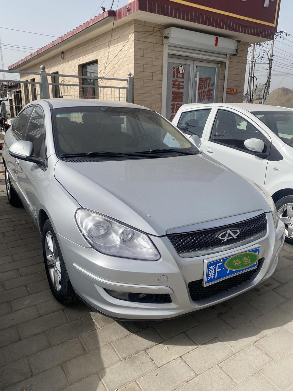 奇瑞a3两厢手动挡,外观内饰都特别板正,全款大几千