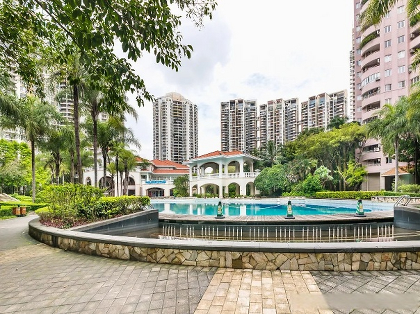 广东中山国际锦绣花园城酒店(高度1.