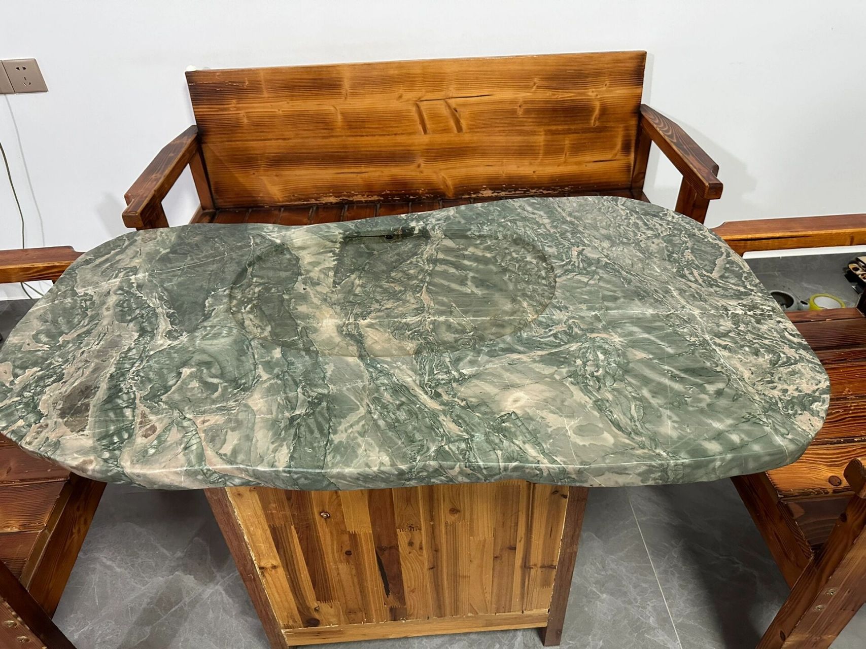 转让一套二手茶桌 原石一茶桌实木三椅子便宜卖,看上的联系我,同城