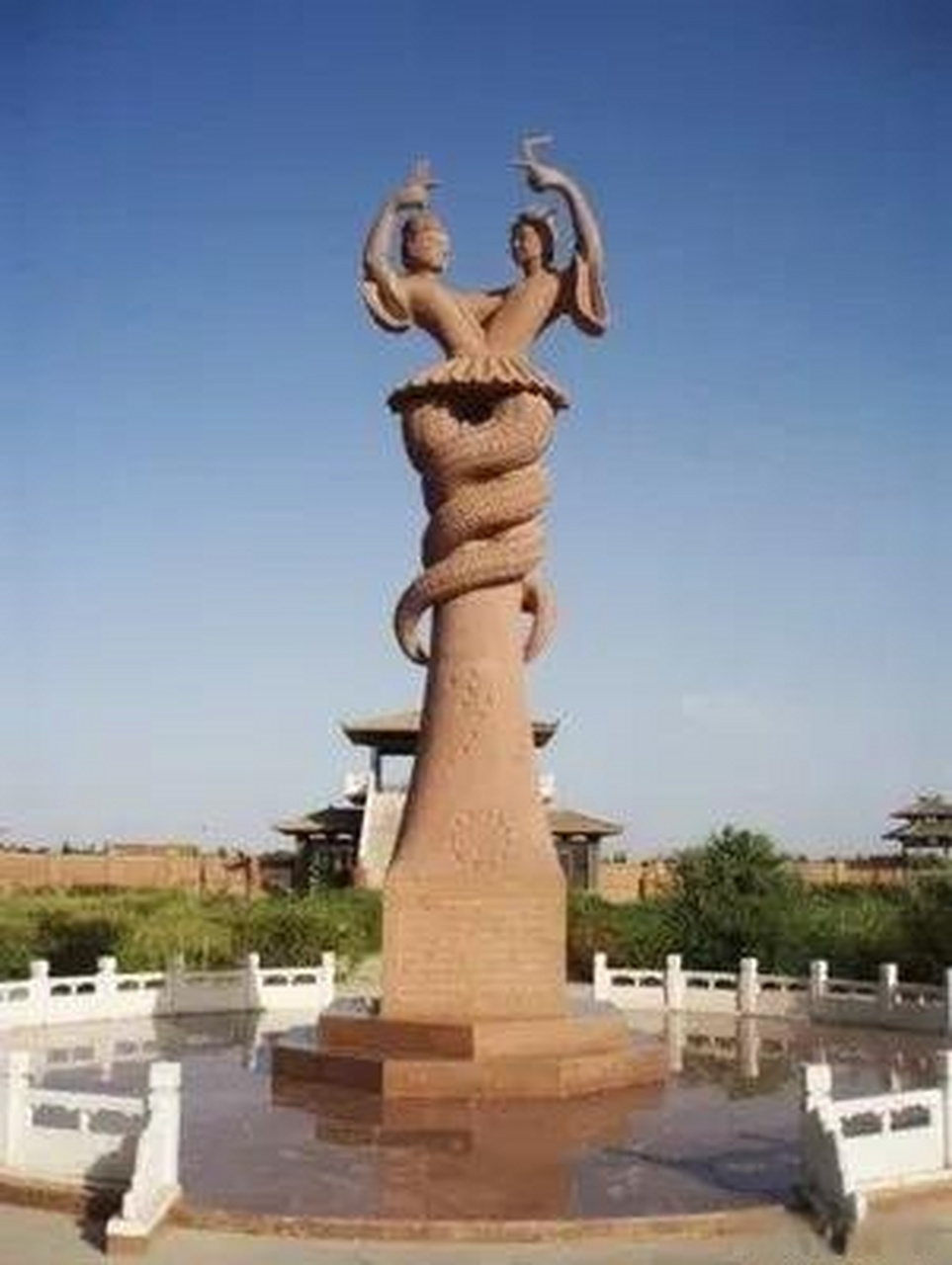 这篇文章很有意思《伏羲与女娲的爱情神话故事》