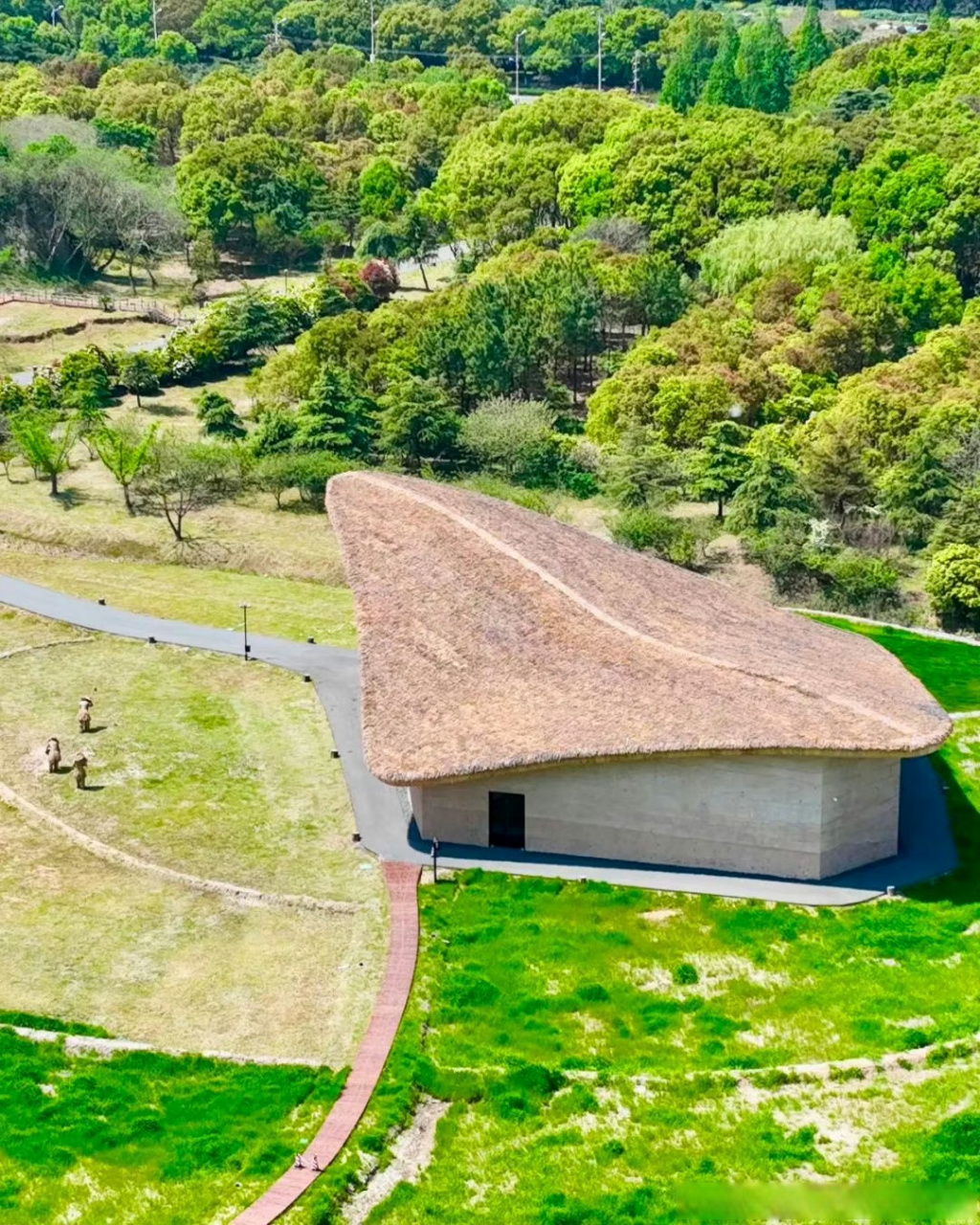 【#草鞋山考古遗址公园预约有调整#】为了更好地回应市民游客们的预约