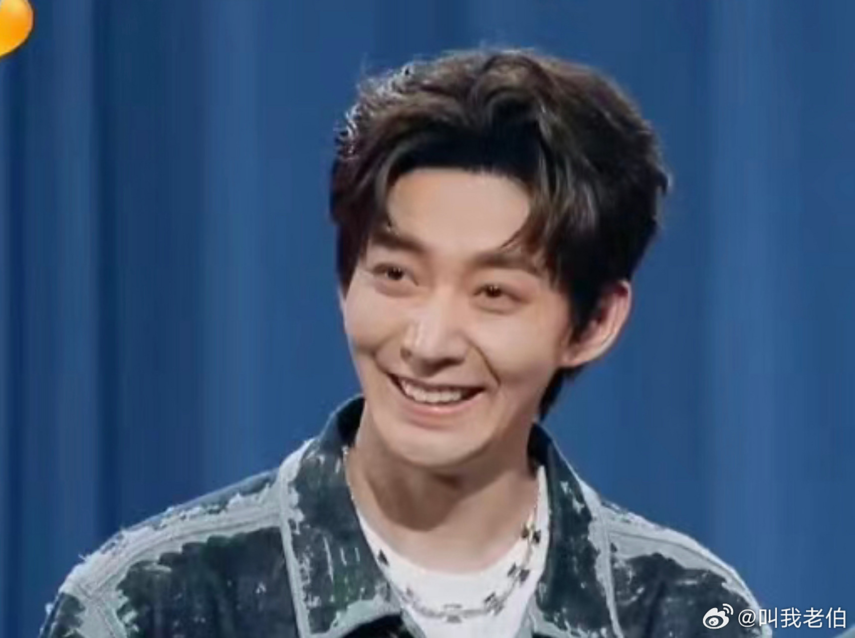 邓为笑起来真的好像六小龄童啊98