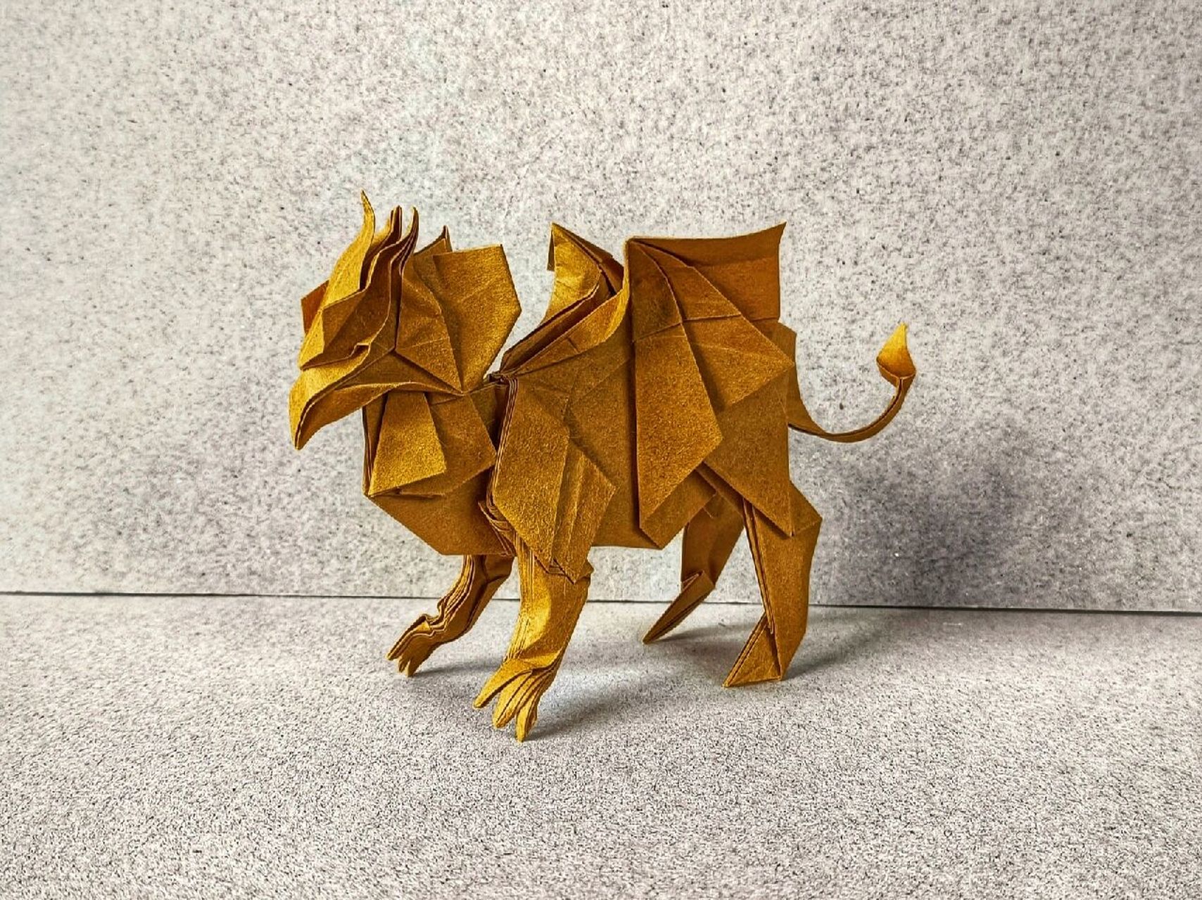 [折纸origami] 狮鹫 原作:kade chan 折制:我 来自 折纸侦探团188 一