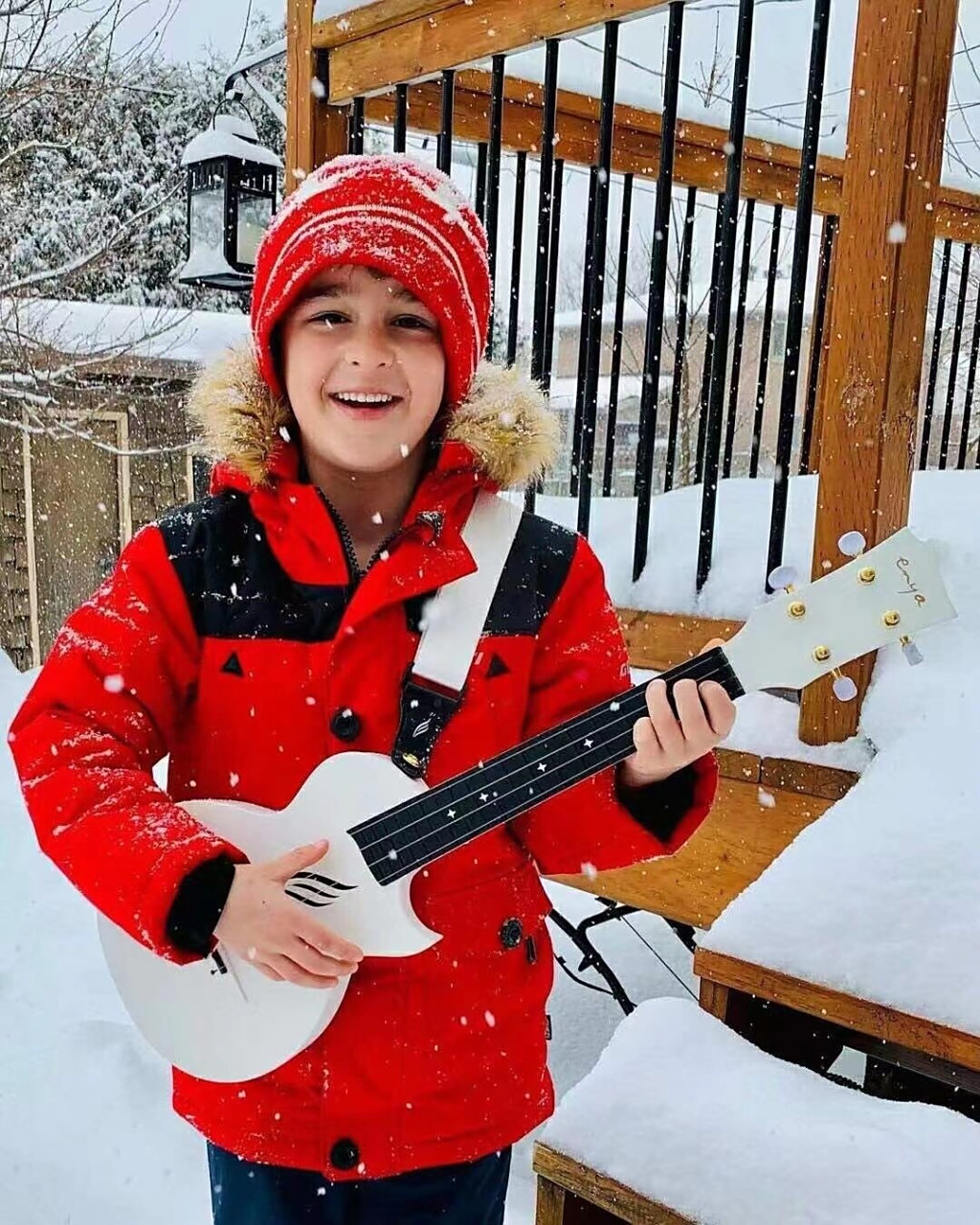 恩雅nova-u97适合女生的尤克里里推荐 91每日种草一把尤克里里