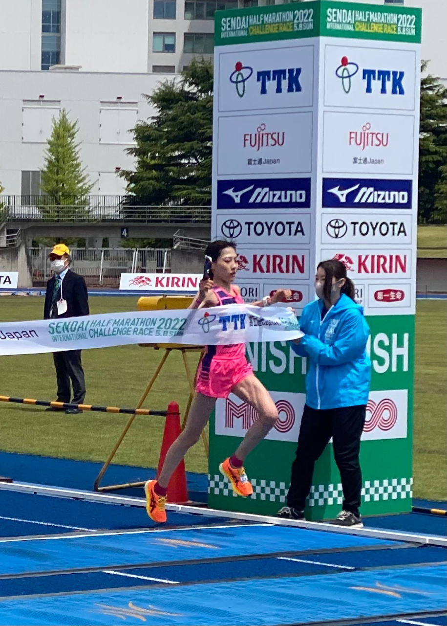 5月8日仙台半马,前田穗南1:09:08夺冠,追平个人最好成绩.