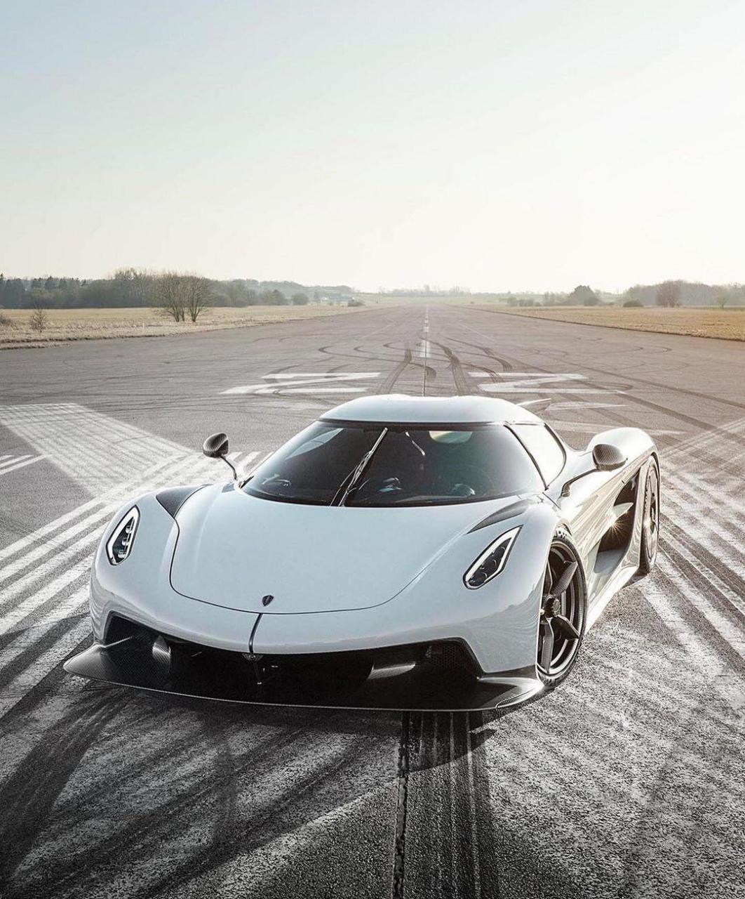 "陆地火箭" 科尼赛克jesko absolut