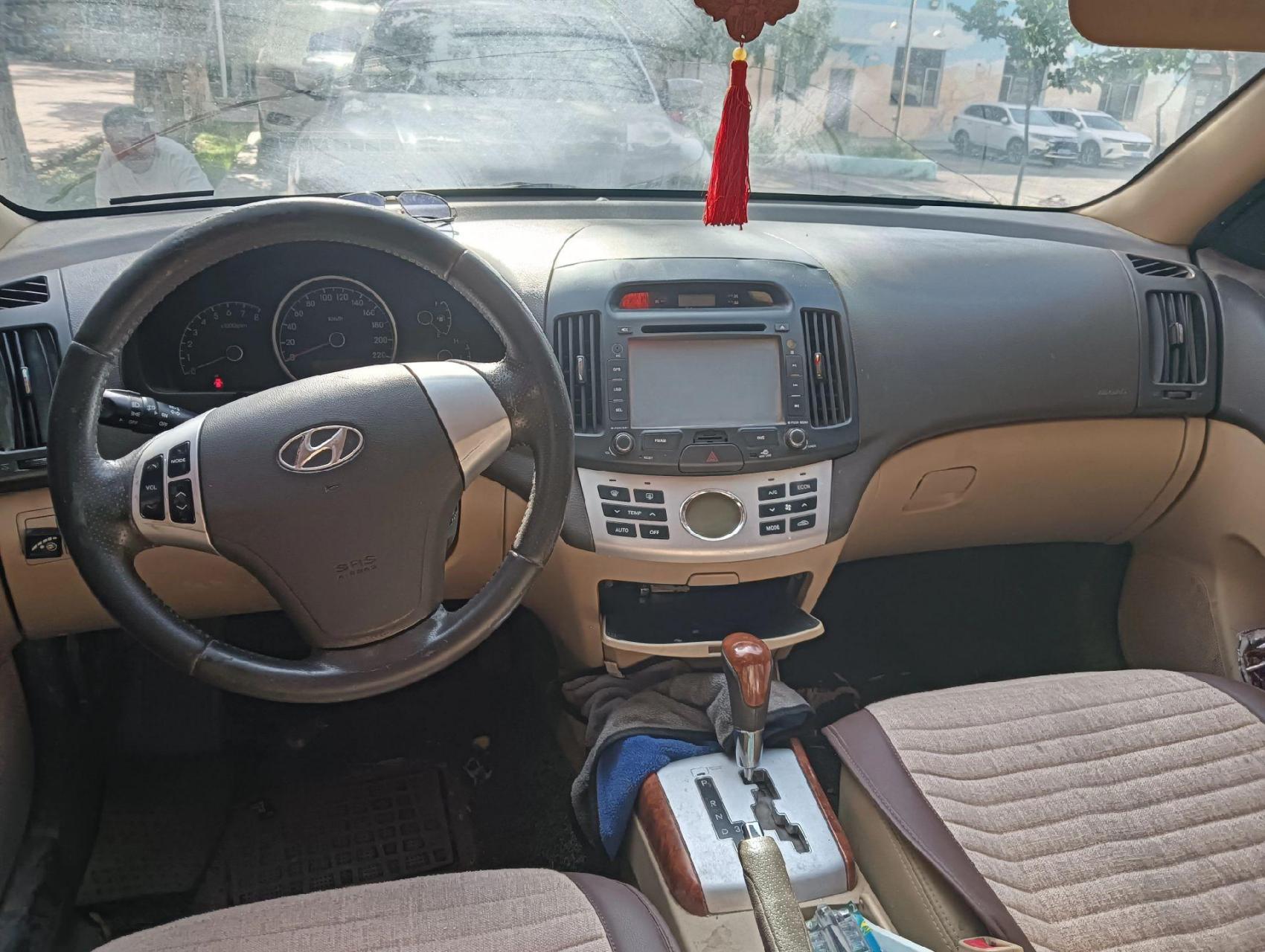 11年自动挡车来了.2011年现代悦动,1.