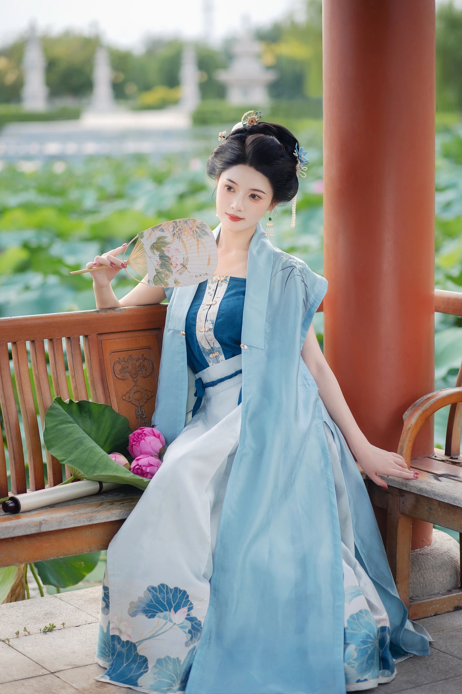 明代女子夏日穿搭