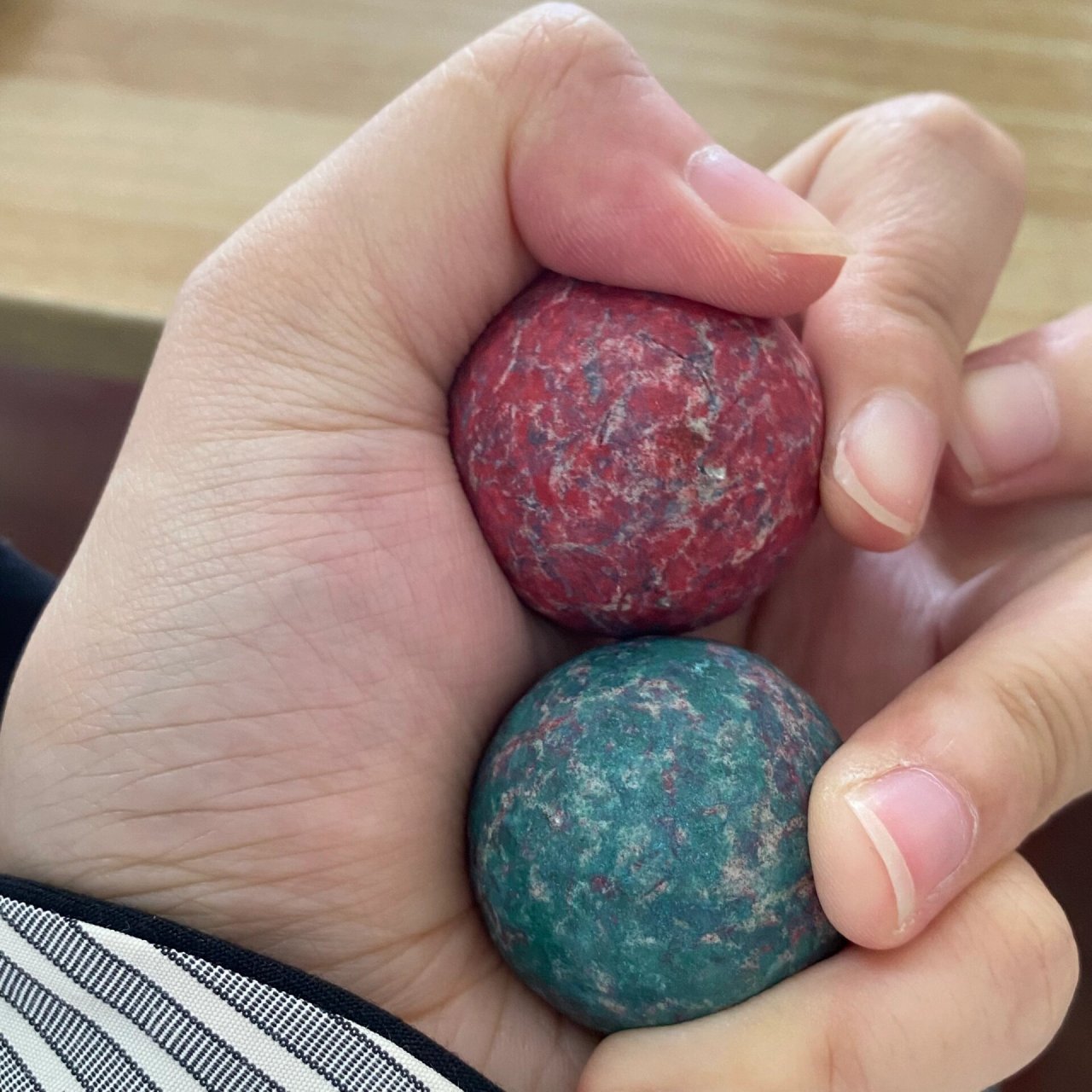 没收来俩球,叫什么霹雳球.